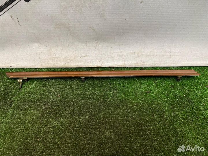 Дерево салона Mercedes-Benz