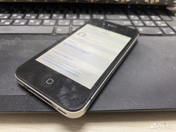 iPhone 4S, 16 ГБ
