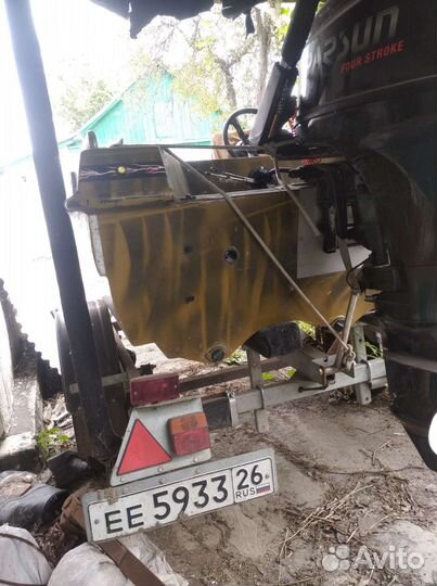 Лодка с прицепом