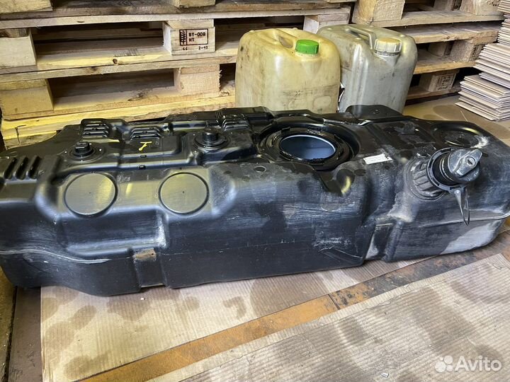 Бак топливный под солярку