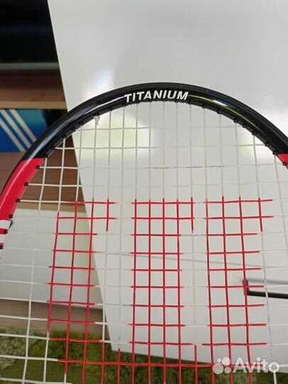 Теннисная ракетка для большого тенниса