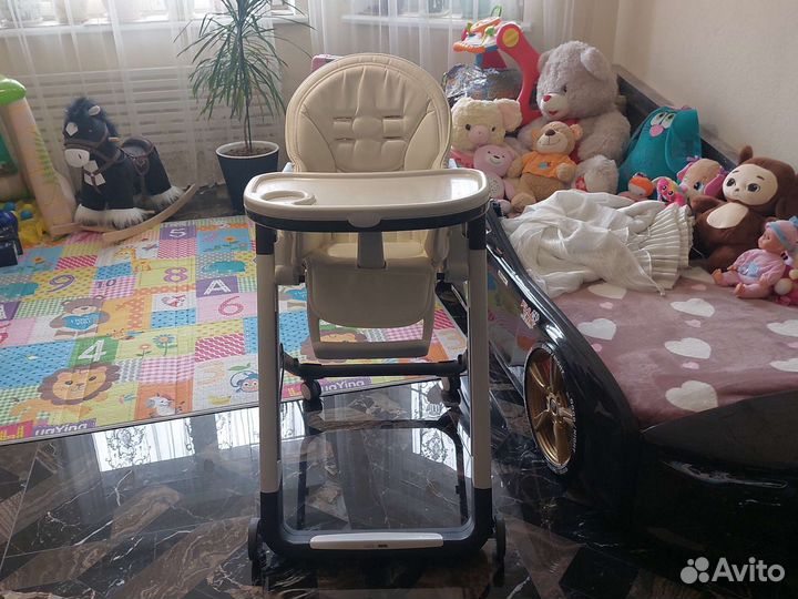 Стульчик для кормления Peg Perego Siesta