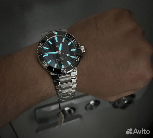 Oris Aquis Date 43.5mm / Новые / Оригинал