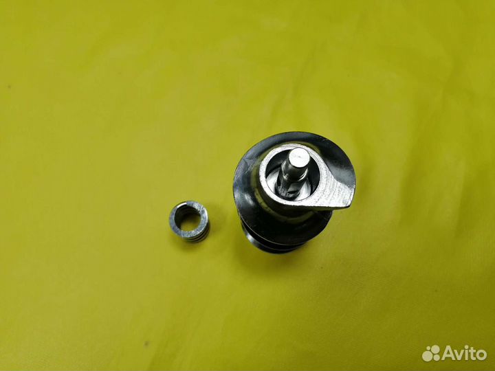 Шнек для мясорубки Polaris с пружиной