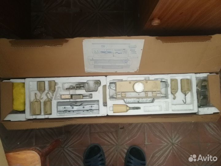 Двухфонтурная вязальная машина Brother KH 840