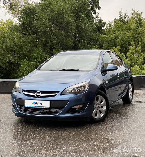 Opel Astra 1.6 МТ, 2013, 198 000 км
