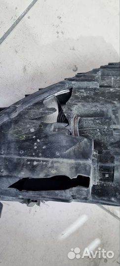 Фара левая фольцваген джетта 2012г