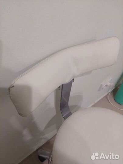 Косметологический стул