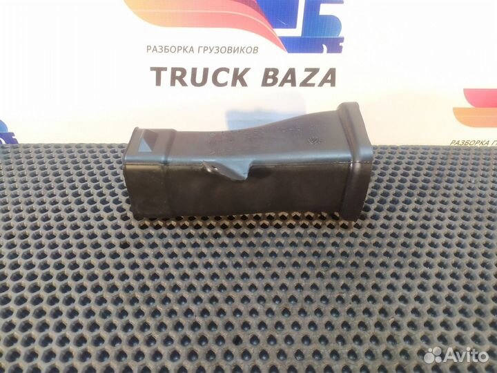 Воздуховод отопителя