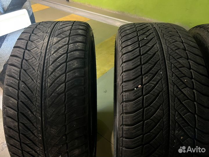 Goodyear UltraGrip 8 Performance 245/45 R18 100V