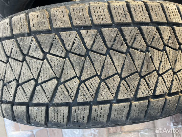 Bridgestone Blizzak DM-V2 225/60 R18