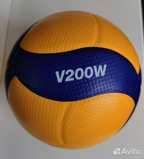Мяч волейбольный Mikasa v200w оригинал