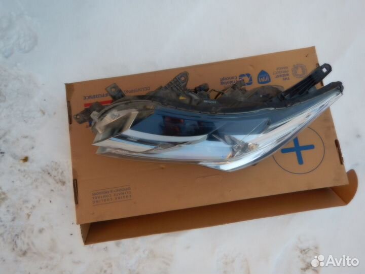 Фара левая LED Mitsubishi Pajero Sport 3