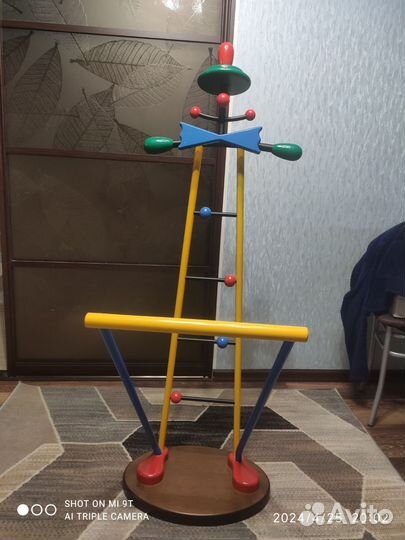 Напольная детская вешалка 