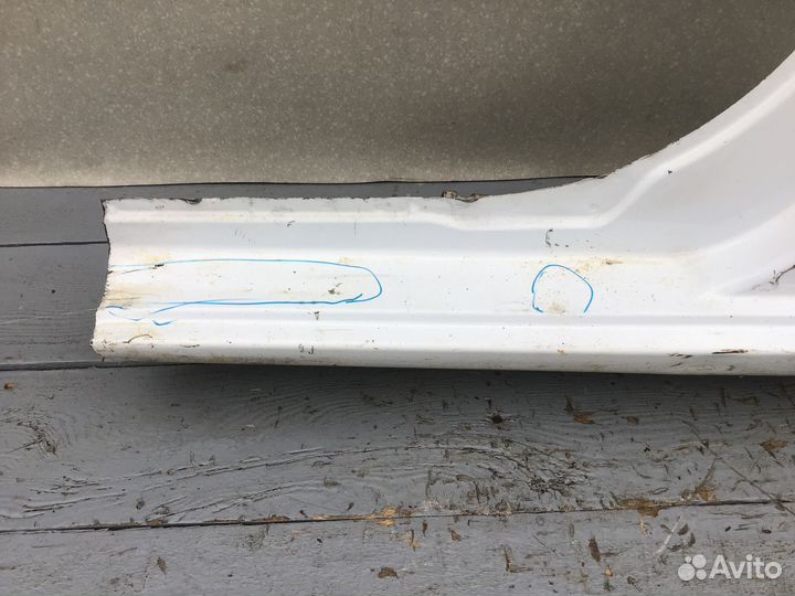 Порог со стойкой левый Renault Logan 2005-2014