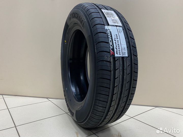 Yokohama Bluearth ES32 205/65 R16 95H