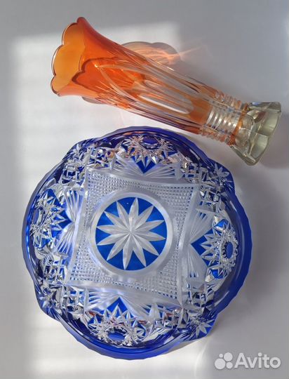 Ваза из цветного хрусталя