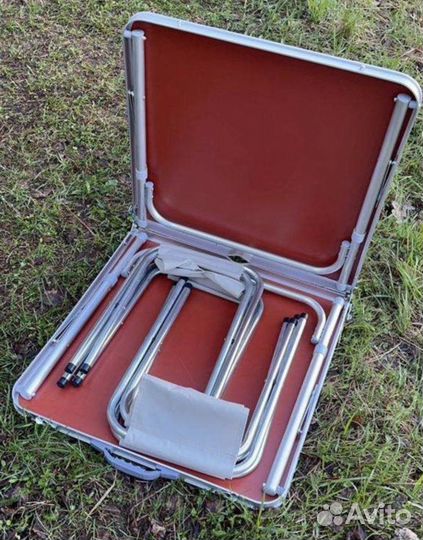 Складной стол и стулья для туризма