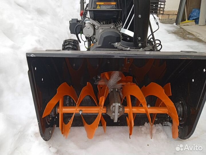 Снегоуборщик бензиновый бу