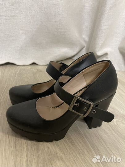 Туфли женские