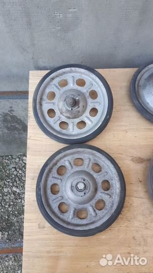 Колесо педальной машинки