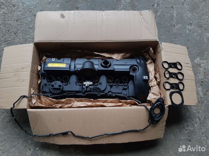 Клапаная крышка бмв