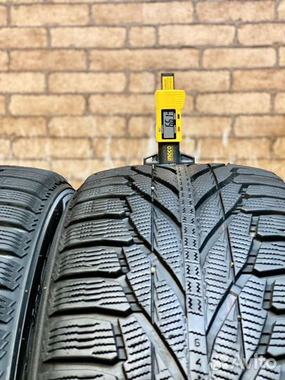 Nokian Tyres Hakkapeliitta R2 SUV 235/55 R18