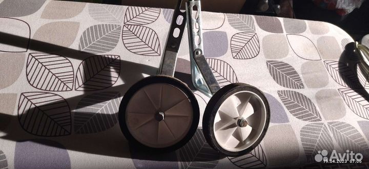 Страховочные колеса