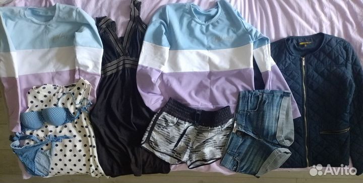 На доставке. Женские вещи пакетом 44 46 48 размер