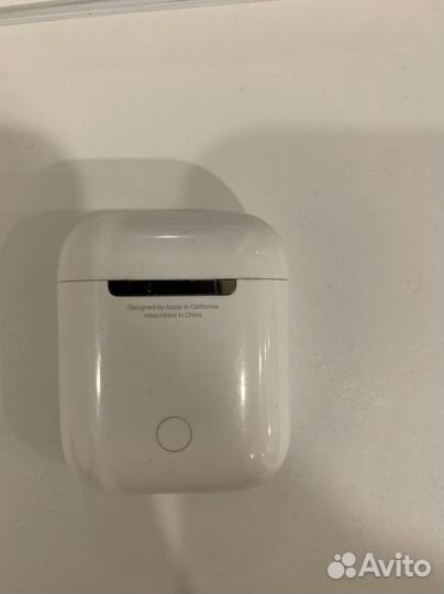 Кейс оригинальный AirPods