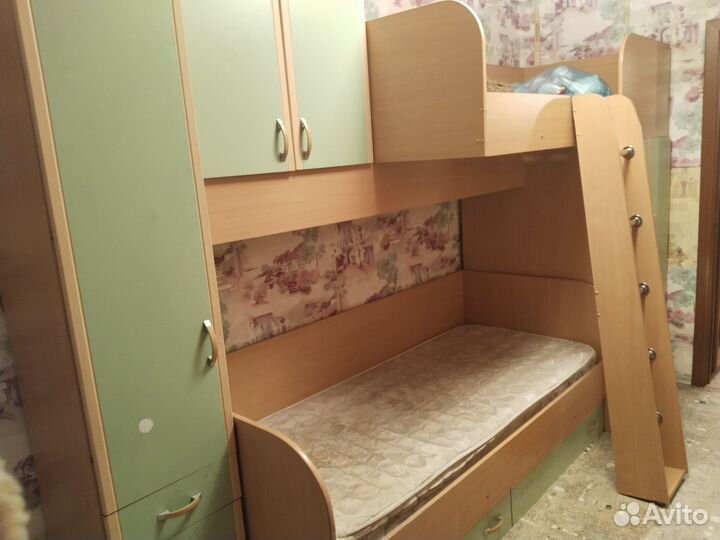 Двухъярусная кровать бу
