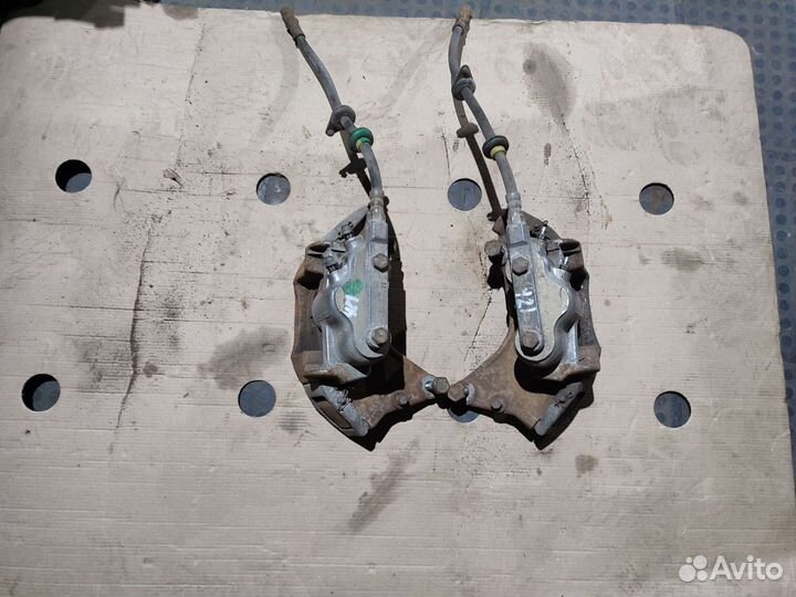 Передние суппорта Нива /Шевроле нива