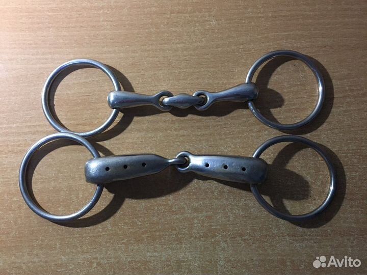 Трензель для лошади