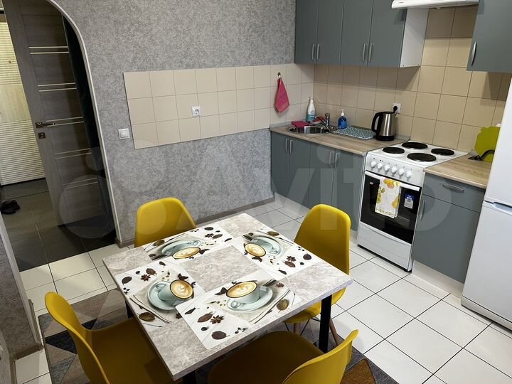 1-к. квартира, 36 м², 8/8 эт.