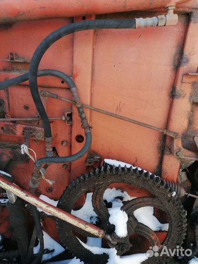 Пресс-подборщик Бежецксельмаш ПРП-1.6, 1990