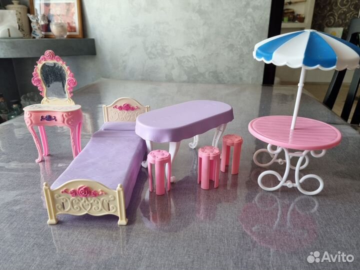 Мебель для кукольного домика Барби