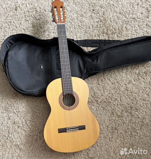 Гитара yamaha c40m