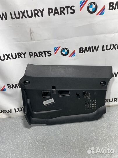 Нижняя накладка торпеды правая Bmw 7 F01 N63B44