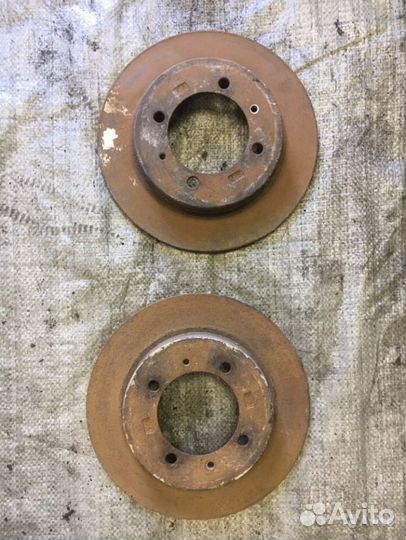 Диск задний торм Volvo S40/V40 Mitsubishi carisma