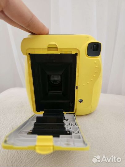 Фотоаппарат мгновенной печати instax mini 9