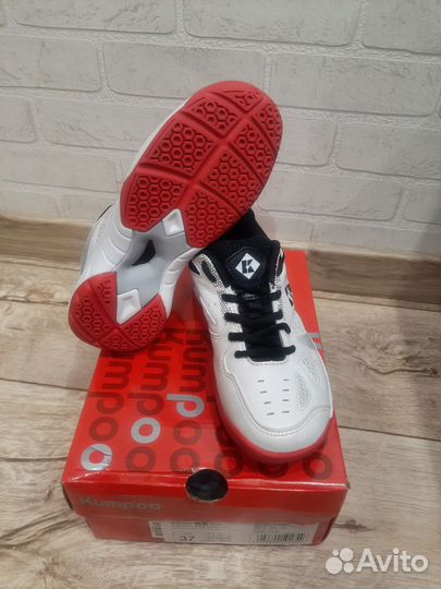 Кроссовки kumpoo