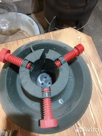 Подставка под елку