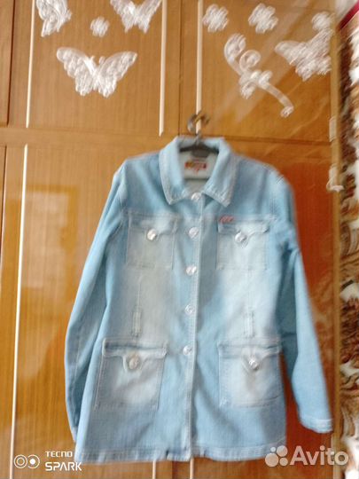 Джинсовая куртка женская