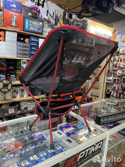 Компактный складной стул в автомобиль