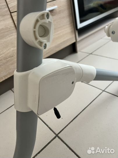 Детский стульчик для кормления и укачивания