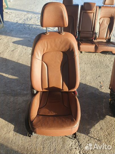 Сидения комплект на audi q5 8R