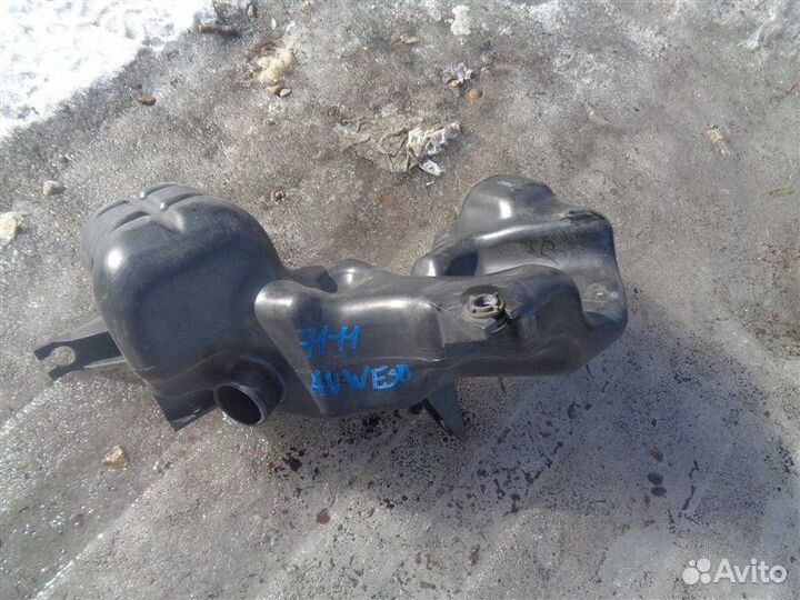 Резонатор воздушного фильтра Nissan Elgrand avwe50