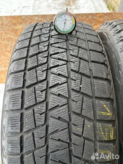 Bridgestone Blizzak DM-V1 235/60 R17