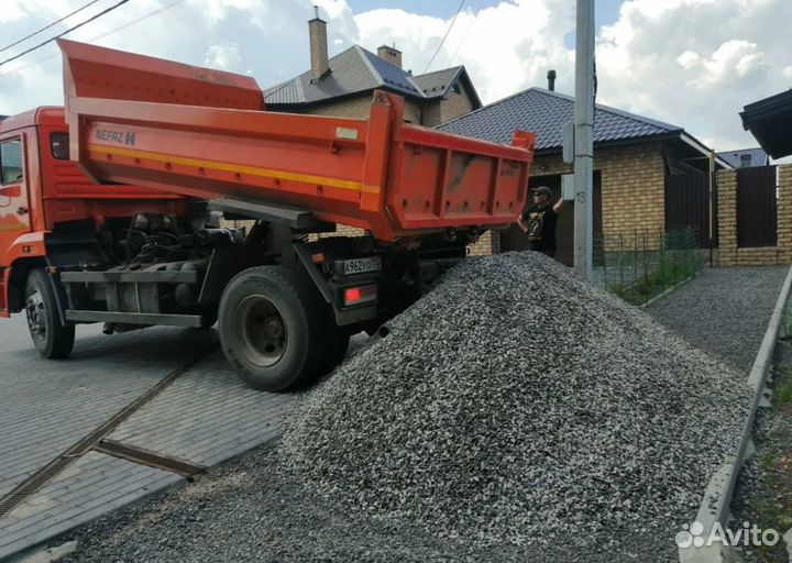 Доставка песок речной,горный,щебень,бой кирпича