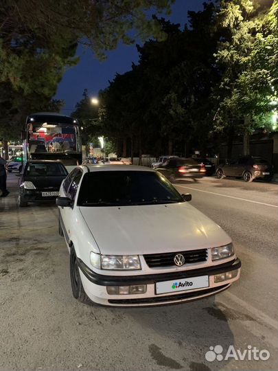 Volkswagen Passat 1.8 МТ, 1994, 337 000 км